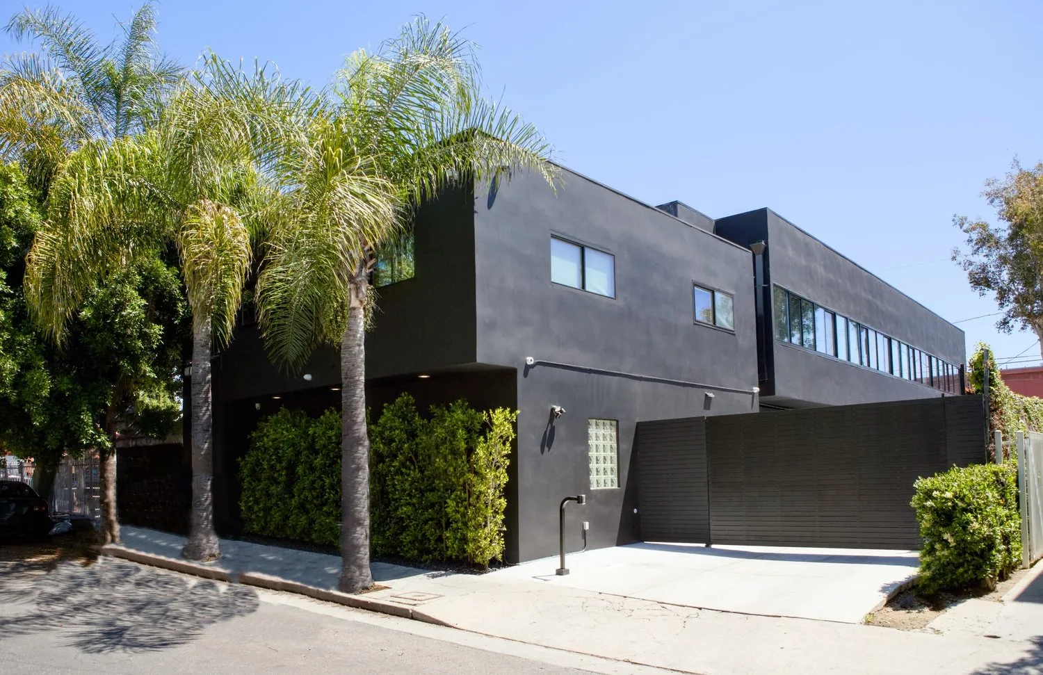 648 N St Andrews Place, Los Angeles, Office